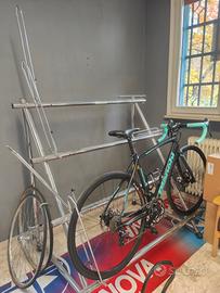 Portabici espositore per biciclette 4 posti