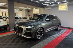 Audi SQ8 4.0 TFSI quattro sport attitude - FABIANO