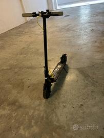 Monopattino elettrico Lexgo