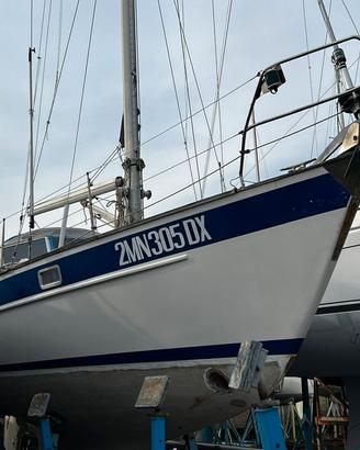 Hallberg Rassy 352