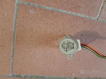 Micro motore stepper 24byj48