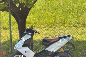 aprilia sr50