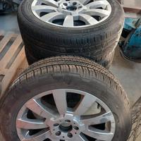 Gomme e cerchi in lega Mercedes
