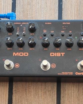 Nux  cerberus multueffetti per chitarra 