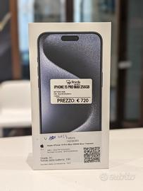 iPhone 15 Pro Max 256GB blu usato garanzia 