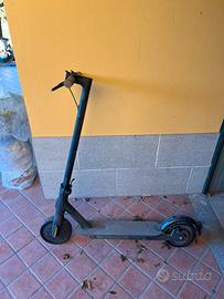 Monopattino elettrico Xiaomi 1s