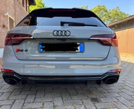 Audi RS4 Avant full optionals