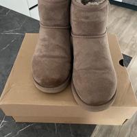 Ugg Classic Mini