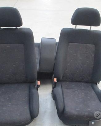 Sedili interni anteriori e appoggiatesta VW/Audi