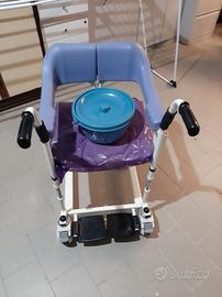 Sedia comoda per disabili