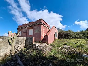 Rudere pressi ponte Sagana