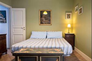 Bivani ad Aci Trezza