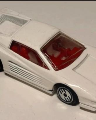 Hot Wheels Ferrari Testarossa Bianca