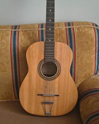 Chitarra acustica