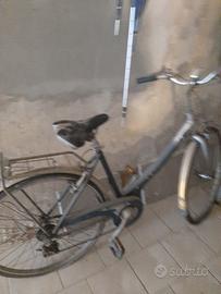 BICICLETTA DA DONNA USATA 