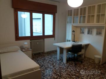 Psoto letto in stanza singola a Mestre
