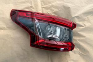 Fanale Post. SX Nissan Qashqai 26555HV00A