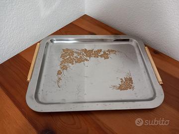 Vassoio in acciao inox decorato 