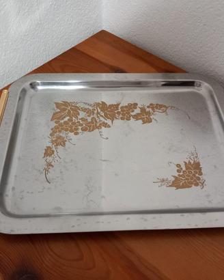 Vassoio in acciao inox decorato 
