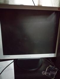 Monitor pc 17