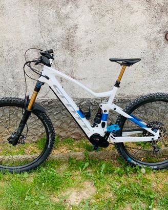 E-bike Scott Genius con 1000km Kashima