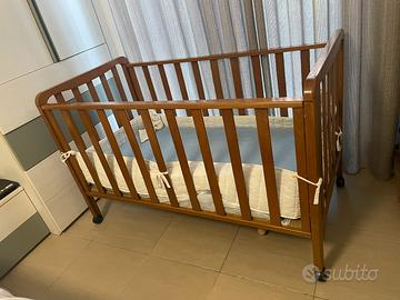Culletta con ruote completa di materasso