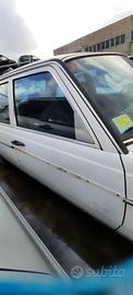 MERCEDES-BENZ 240 D 1980 - PORTA ANTERIORE DESTRO