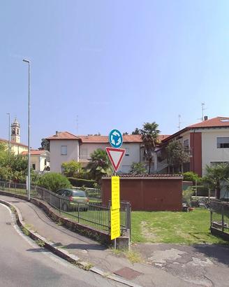 Monolocale arredato a Capiago