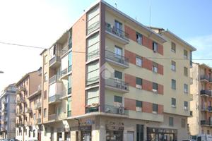 3 LOCALI A TORINO