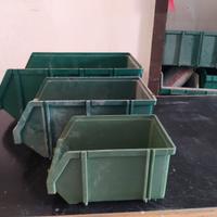 Contenitori a bocca di lupo kombi