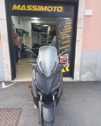 Yamaha X-Max 300 fine 2017 - PERMUTE GARANZIA
