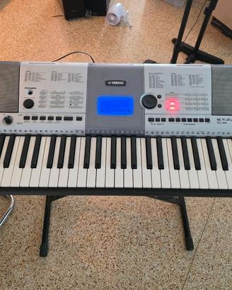 Tastiera Yamaha PSR-E403