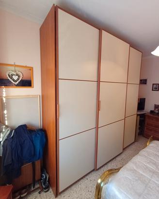 Armadio a 3 ante scorrevoli