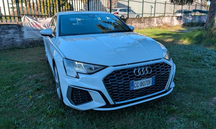 Audi A3 SPB 35 TDI S tronic line edition UNICO PRO