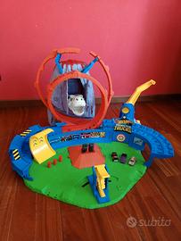 Pista Hot Wheels Monster Truck Arena Vulcano