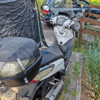 Kymco People 300 gt
