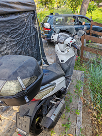 Kymco People 300 gt