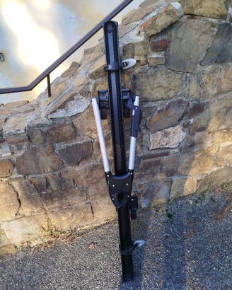 Portabicicletta Thule per barre portatutto a tetto