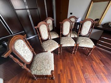 Sedie in legno da soggiorno