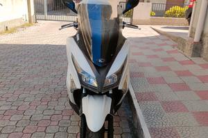 Scooter kymco xtown 300
