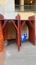 Ponteggio e parapetti