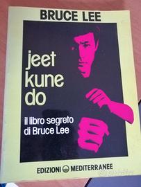 Bruce Lee Tao of Jeet Kune do