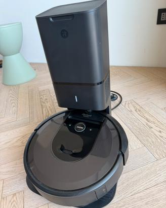 Roomba i7+ (i7558) svuotamento automatico