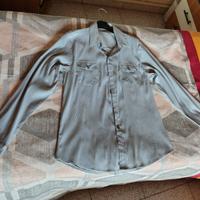 Camicia bianca e nera