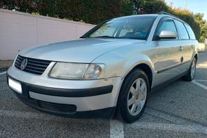 Passat 1.8 T 20v SW GancioTraino 147800Km