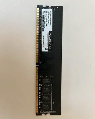 Ram Team Group  Capacità: 16GB -  2400Mhz   1.2V