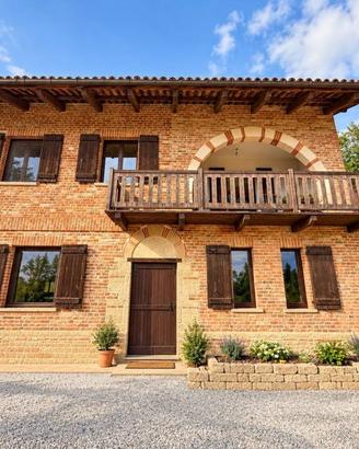 Rustico / Casale di 207 m² con 4 locali a Camerano