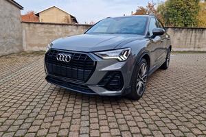  Audi Q3 40 Tfsi s line