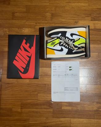 AIR JORDAN 1 RETRO HIGH OG "VOLT" con fattura.