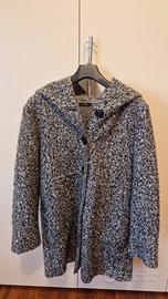 Cappotto in bouclè colore grigio e nero